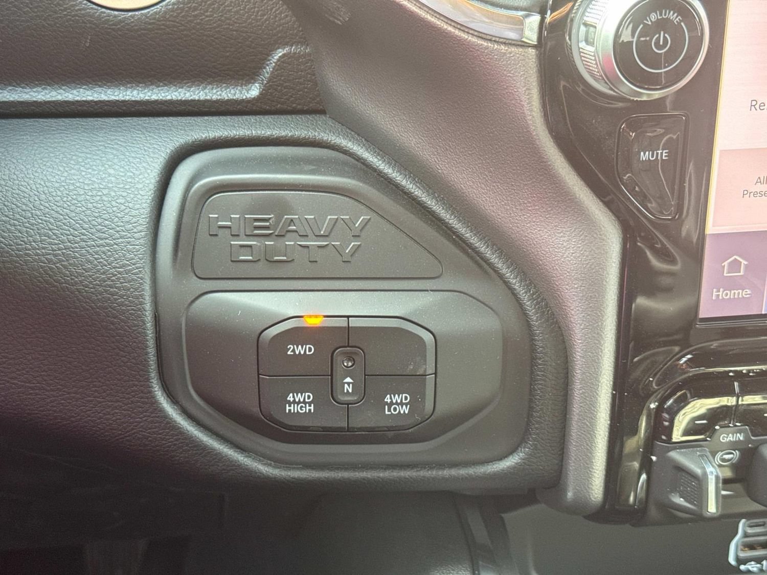 New 2026 RAM 2500 Laramie w/ Night Edition AWD/4WD image 36