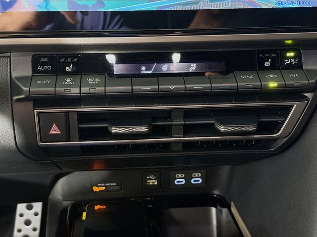 Used 2026 Toyota Camry XSE FWD image 19