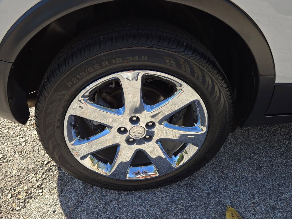 Used 2019 Buick Encore Essence w/ Experience Buick Package image 14