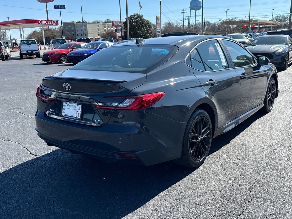 Used 2025 Toyota Camry SE AWD/4WD image 7