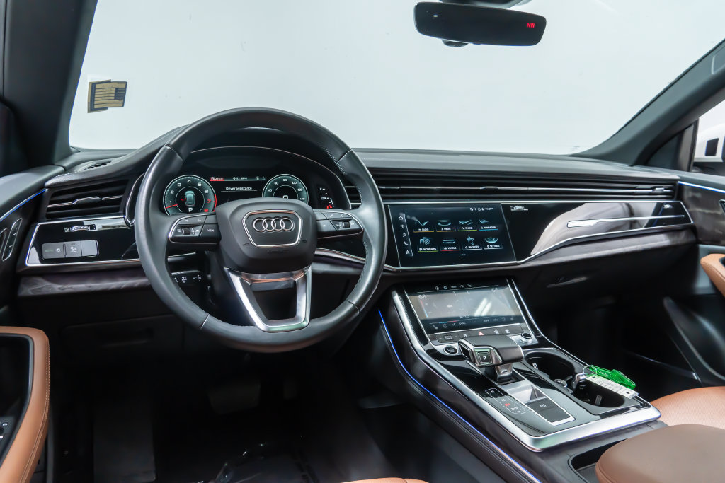 Used 2023 Audi Q8 Premium Plus w/ Premium Plus Package AWD/4WD image 14