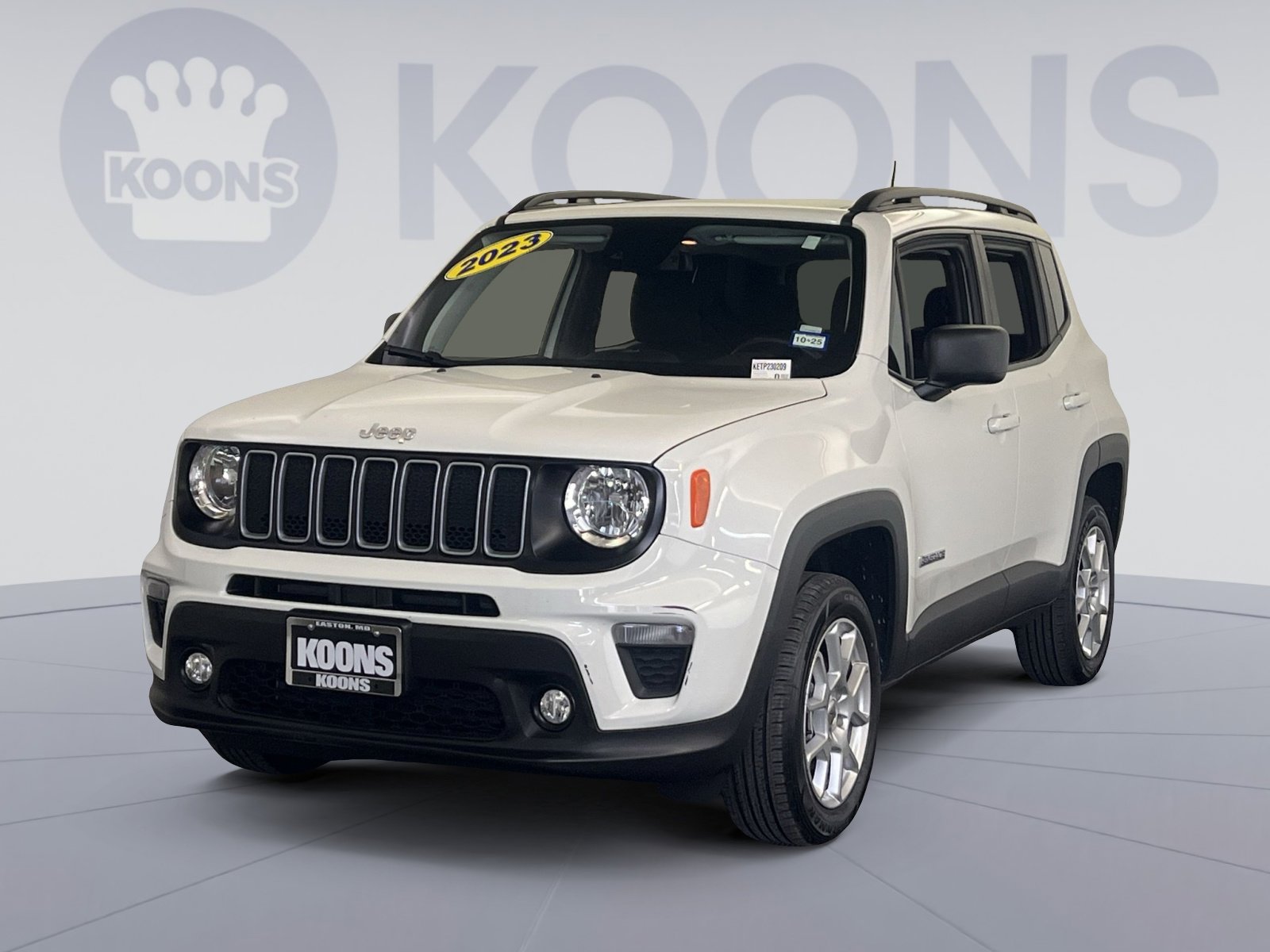Used 2023 Jeep Renegade Latitude w/ Sun/Sound Group