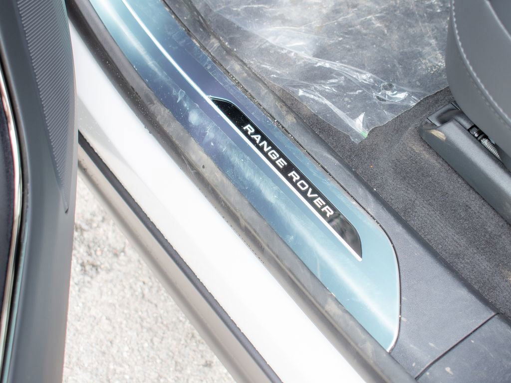 New 2026 Land Rover Range Rover Sport SE image 16