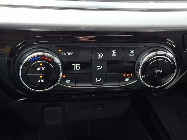 Used 2025 Chevrolet Trax LT w/ Driver Confidence Package image 15