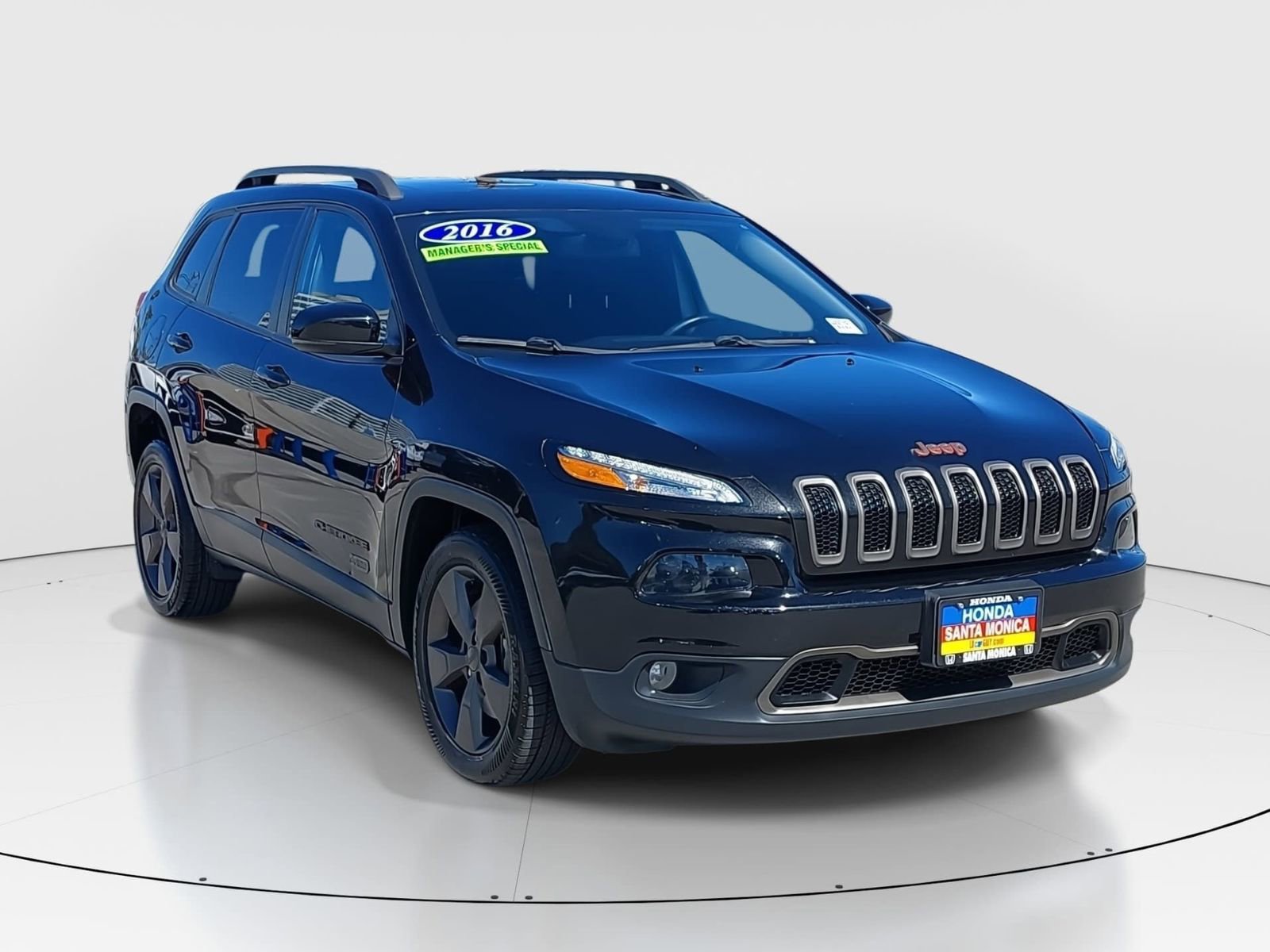 Used 2016 Jeep Cherokee 75th Anniversary image 3