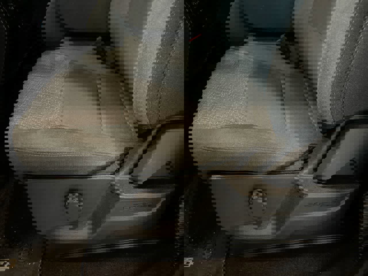 Used 2022 Ford F150 XLT w/ XTR Package image 12