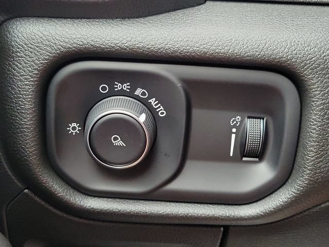 Used 2025 RAM 1500 Tradesman RWD image 27