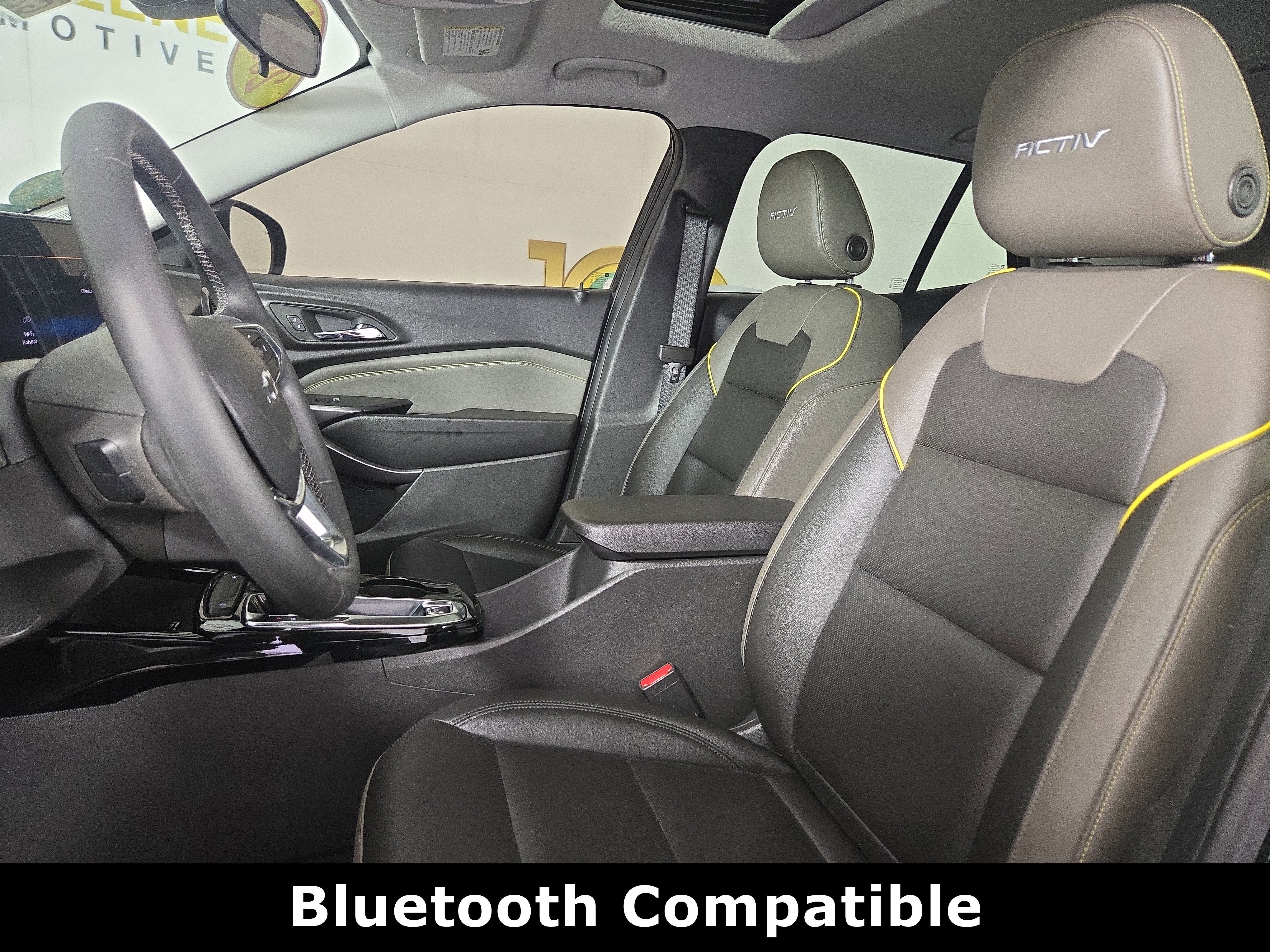 Certified 2024 Chevrolet Trax ACTIV w/ Sunroof Package FWD image 11