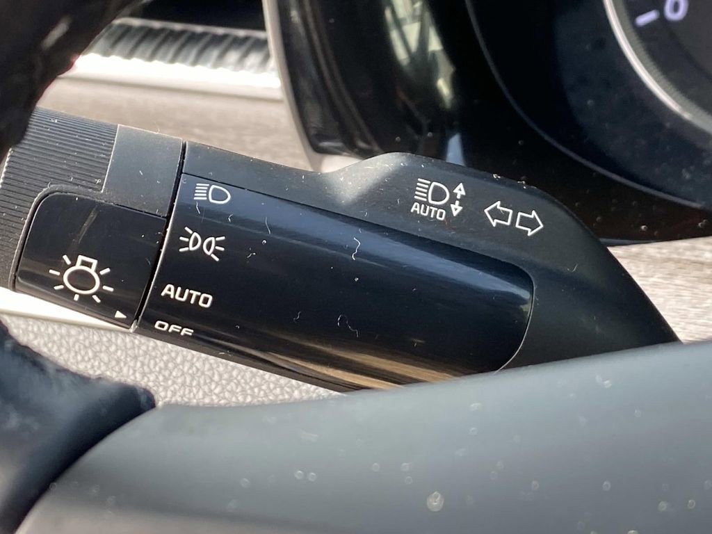 Used 2021 Kia K5 EX w/ EX Premium Package image 19