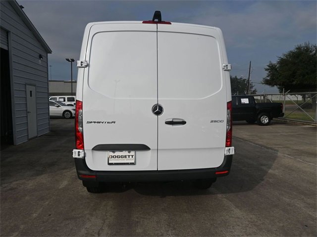 New 2025 Mercedes-Benz Sprinter 2500 image 10