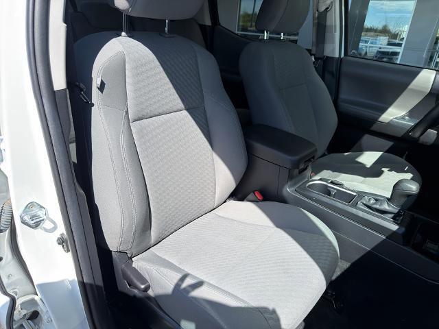 Used 2021 Toyota Tacoma SR AWD/4WD image 8