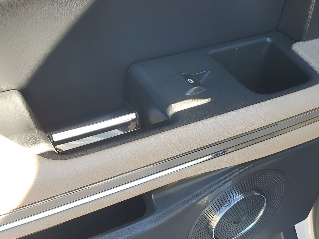 Used 2024 Ford Expedition Max Limited image 48