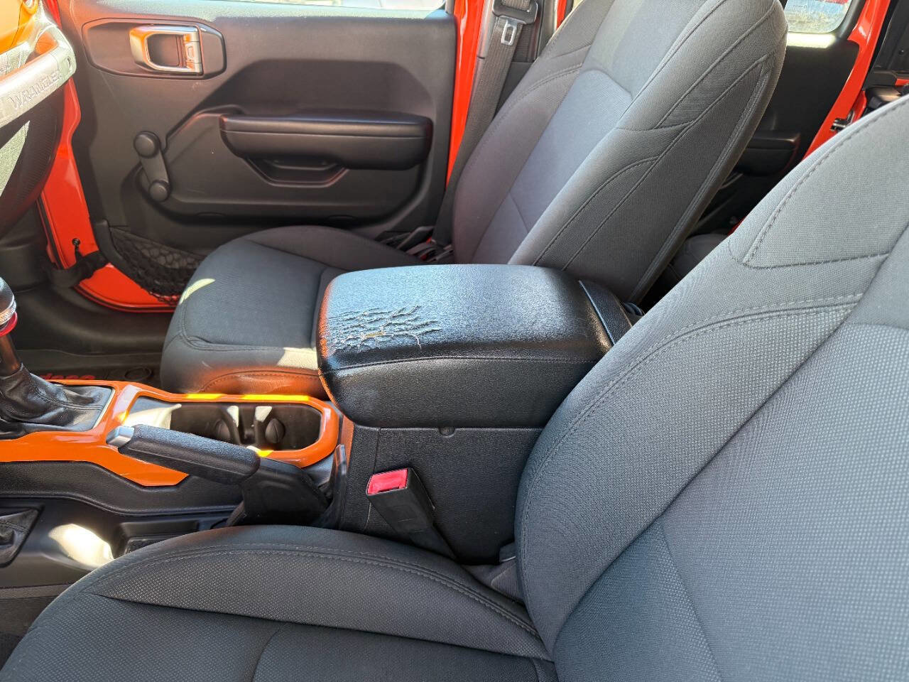 Used 2019 Jeep Wrangler Unlimited Sport image 24