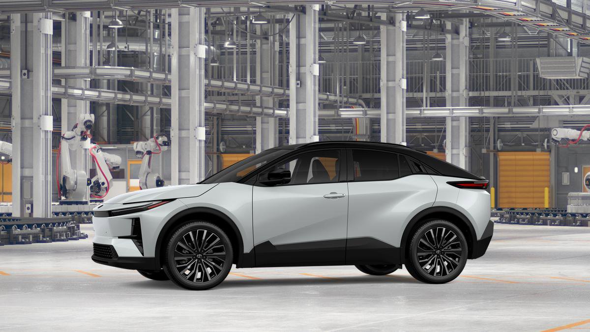 New 2026 Toyota C-HR image 3