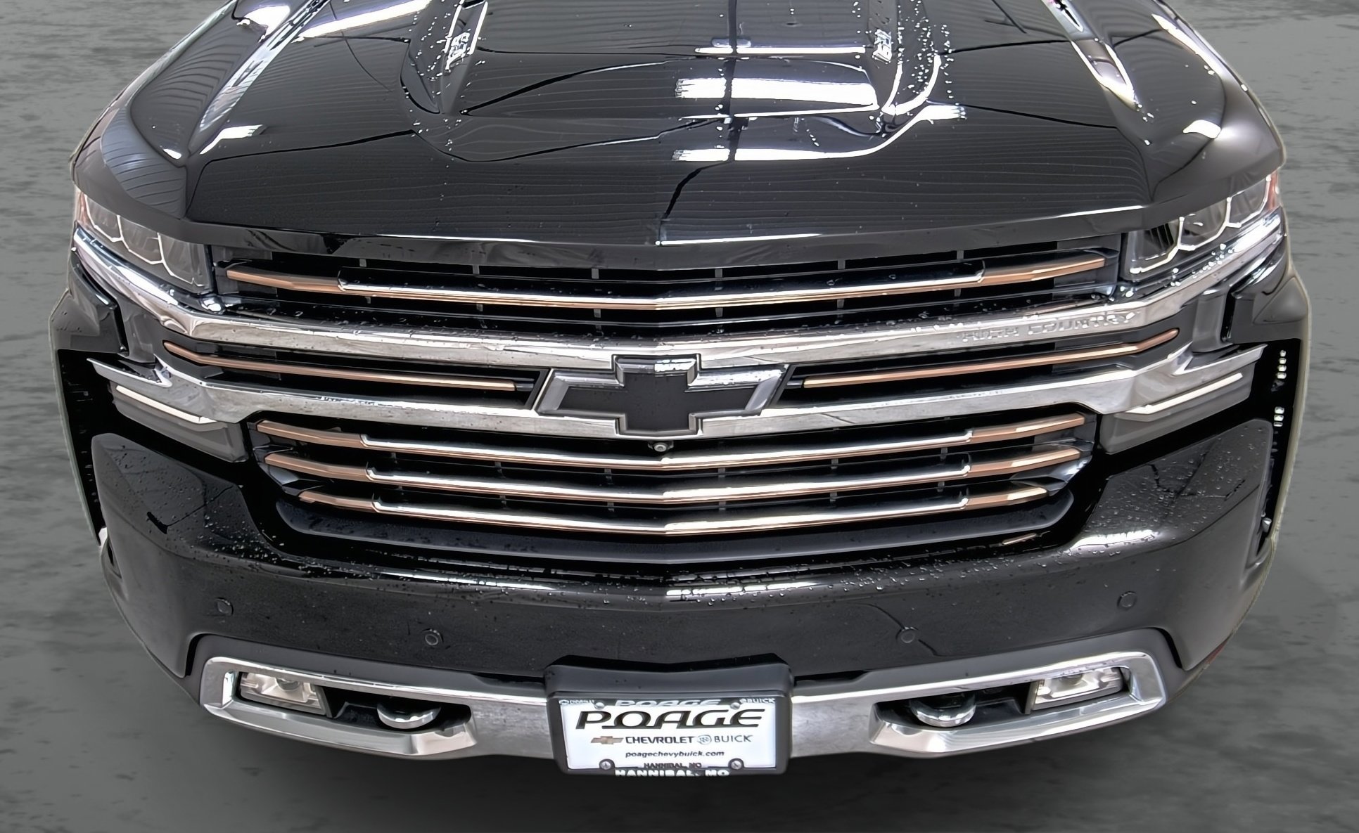 Used 2021 Chevrolet Silverado 1500 High Country w/ Technology Package AWD/4WD image 16