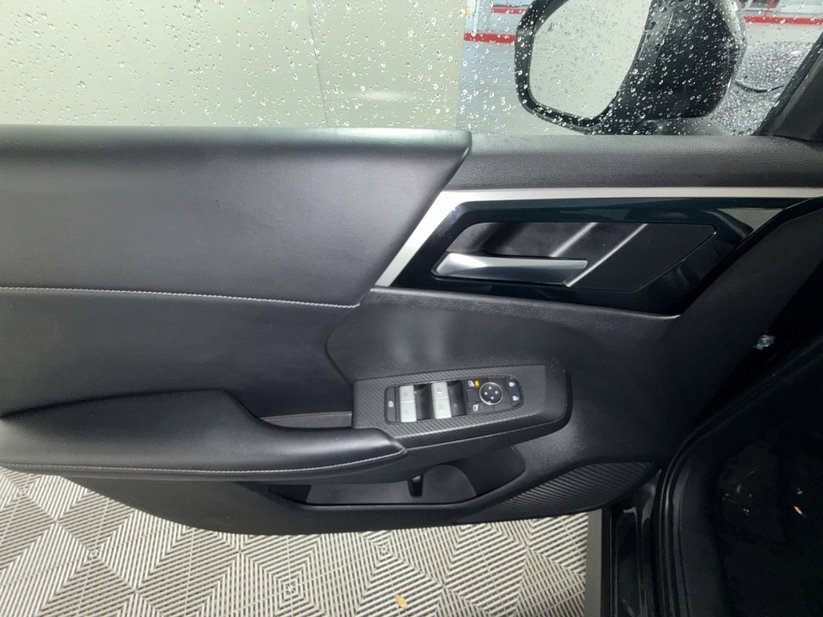 Used 2022 Mitsubishi Outlander SE AWD/4WD image 15