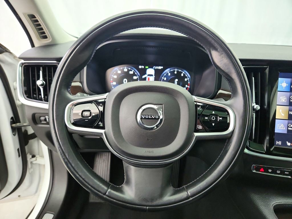 Used 2018 Volvo S90 T5 Momentum w/ Convenience Package image 16