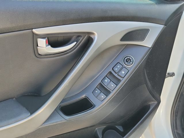 Used 2014 Hyundai Elantra Limited w/ Option Group 03 FWD image 20