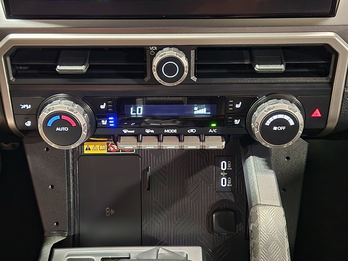Used 2025 Toyota 4Runner TRD Sport Premium AWD/4WD image 40