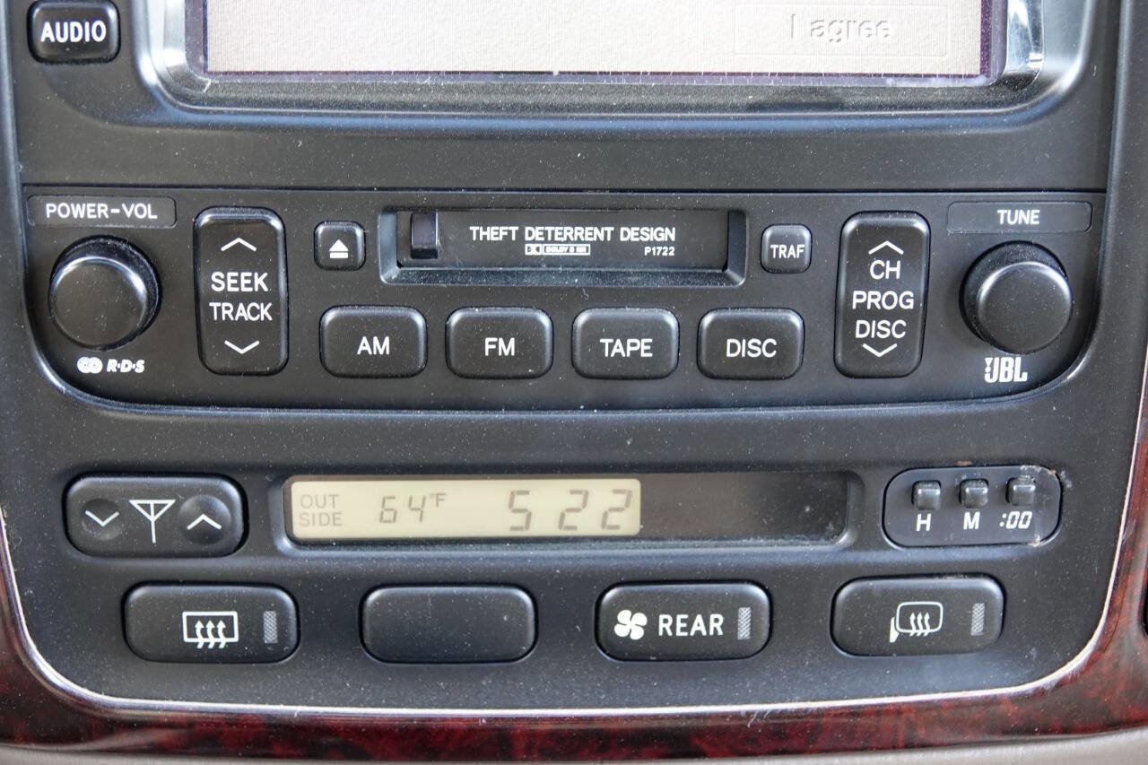 Used 2002 Toyota Land Cruiser AWD/4WD image 71