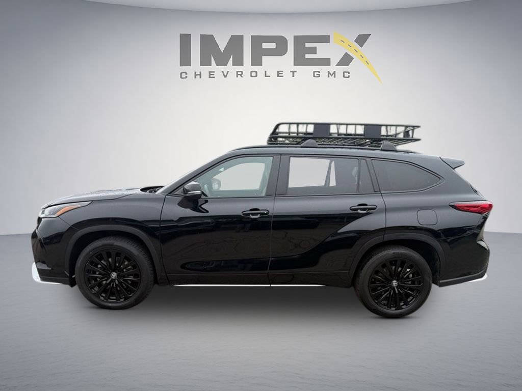 Used 2023 Toyota Highlander XSE AWD/4WD image 2