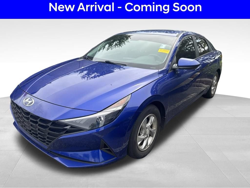 Used 2023 Hyundai Elantra SE