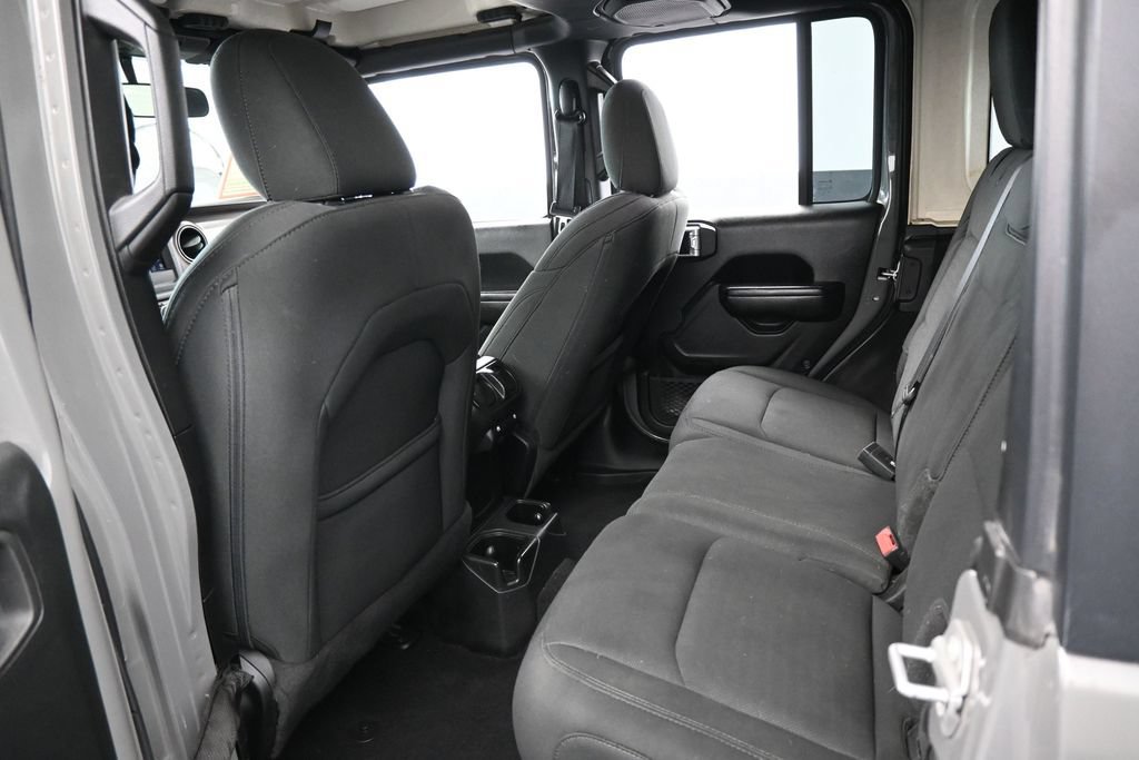 Used 2021 Jeep Wrangler Unlimited Sport AWD/4WD image 33