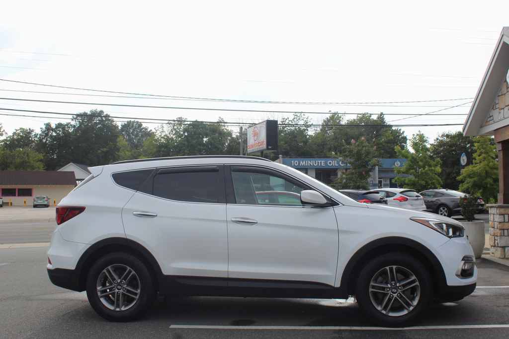 Used 2017 Hyundai Santa Fe Sport AWD/4WD image 4