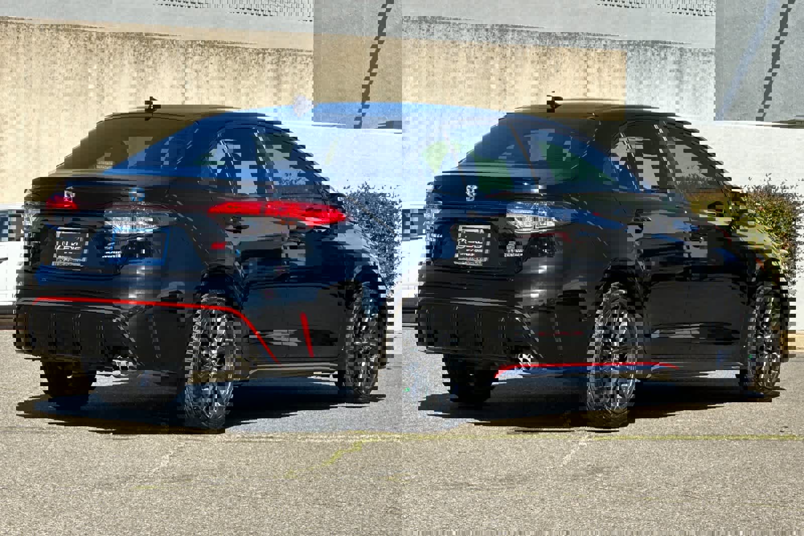 Used 2023 Toyota Corolla SE image 2