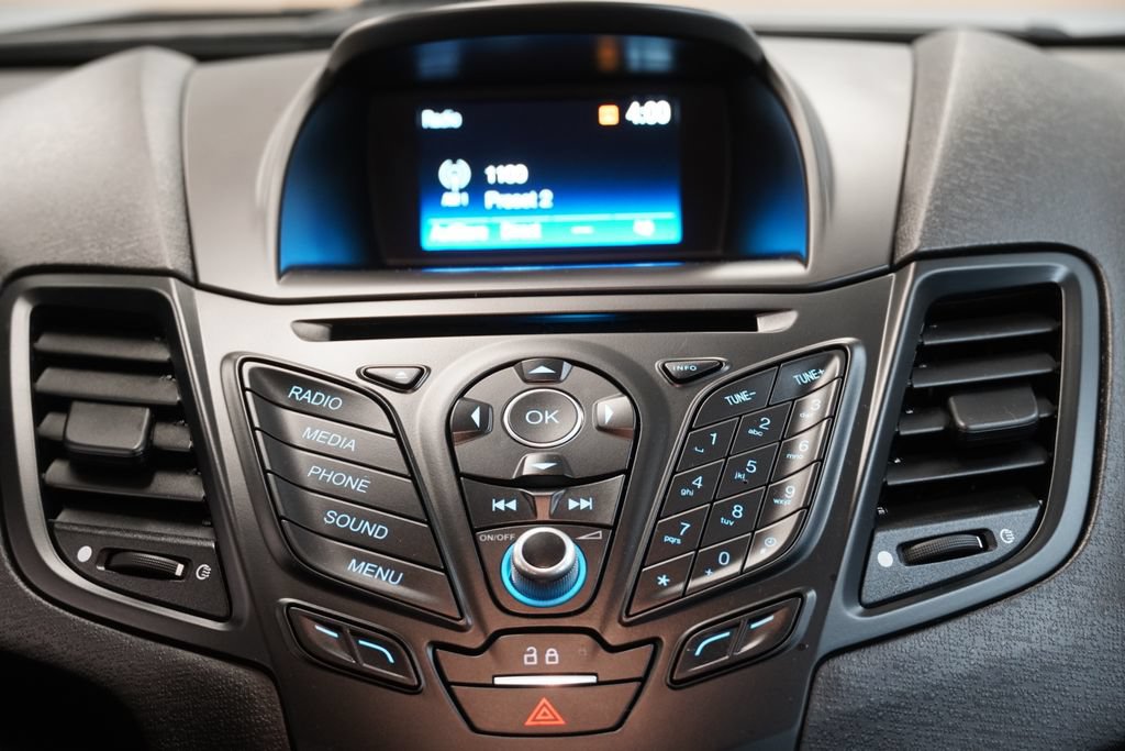 Used 2018 Ford Fiesta SE FWD image 19