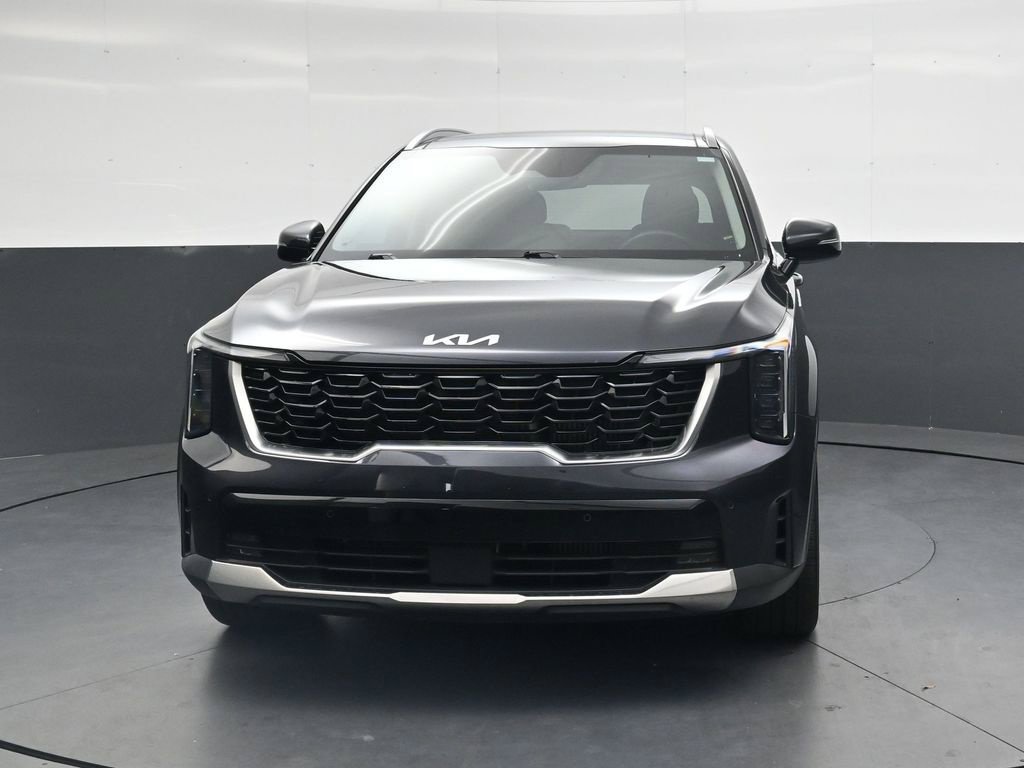 Used 2025 Kia Sorento EX w/ Panoramic Sunroof Package FWD image 14