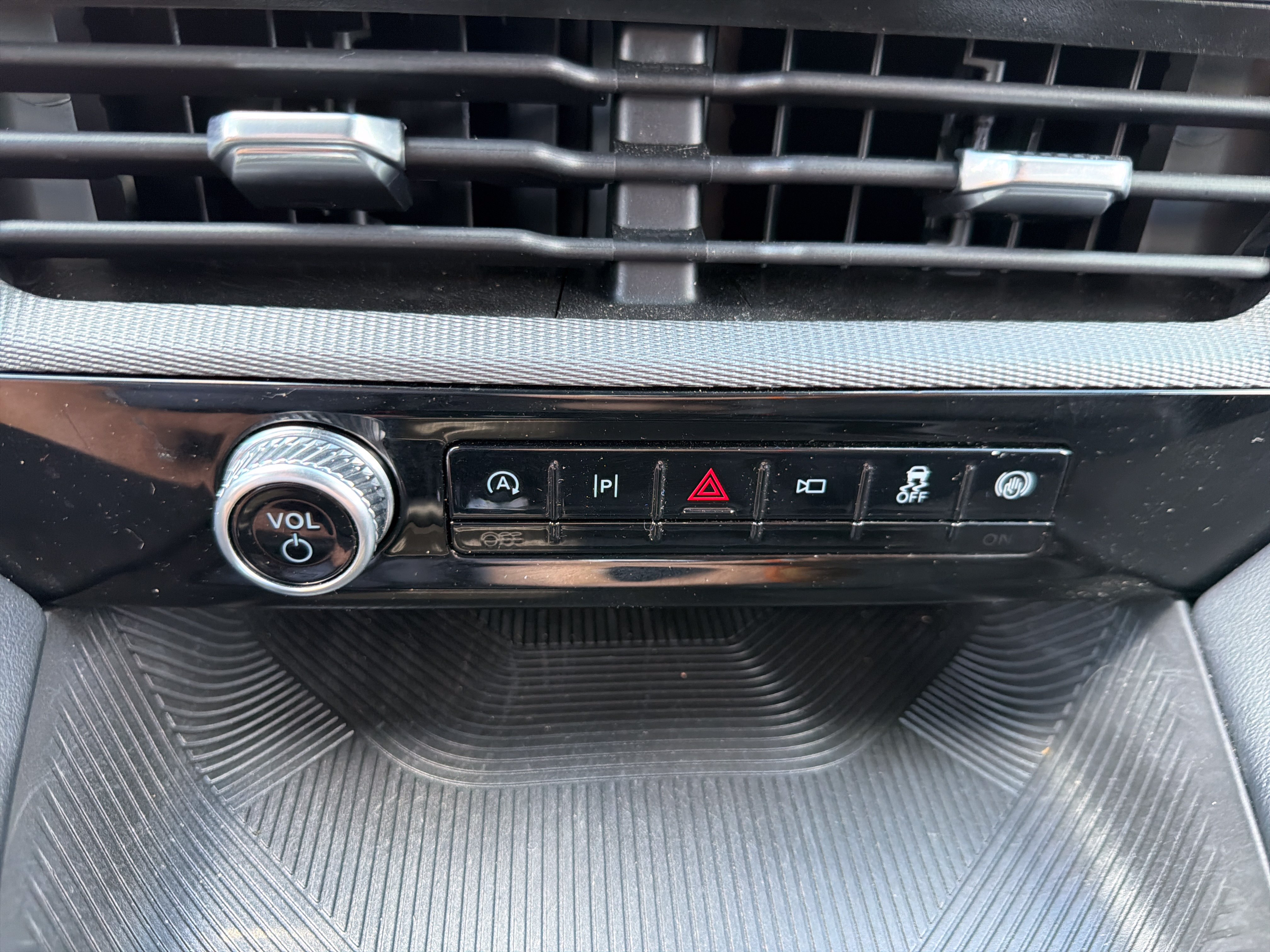 Used 2026 Ford Explorer ST-Line AWD/4WD image 30