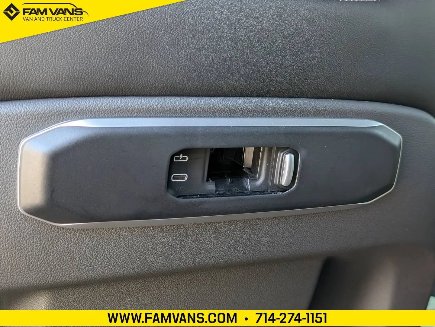 Used 2024 BMW X5 sDrive40i w/ Parking Assistance Package RWD image 32