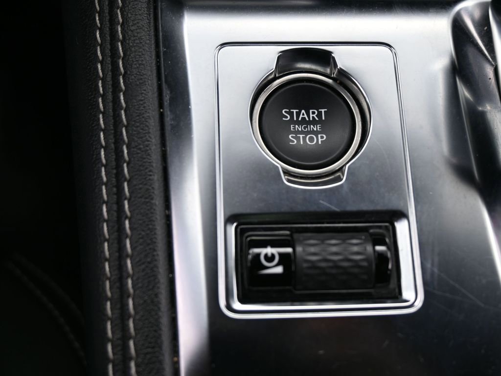 Used 2024 Jaguar F-PACE R-Dynamic S image 24