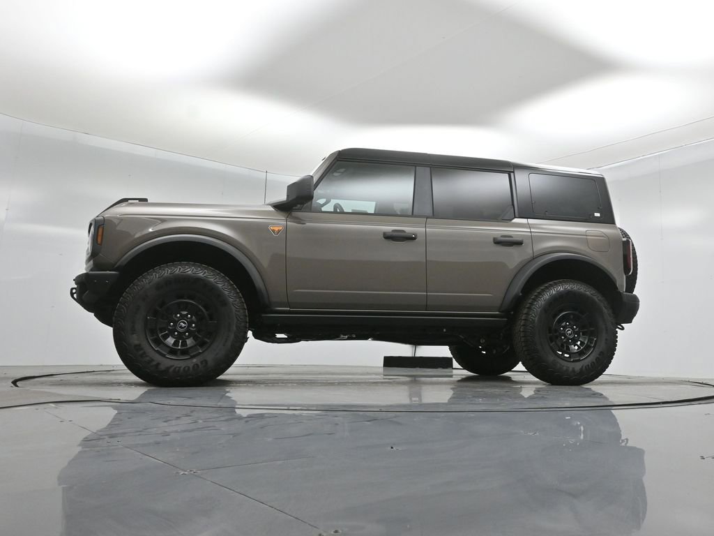New 2026 Ford Bronco Badlands image 47