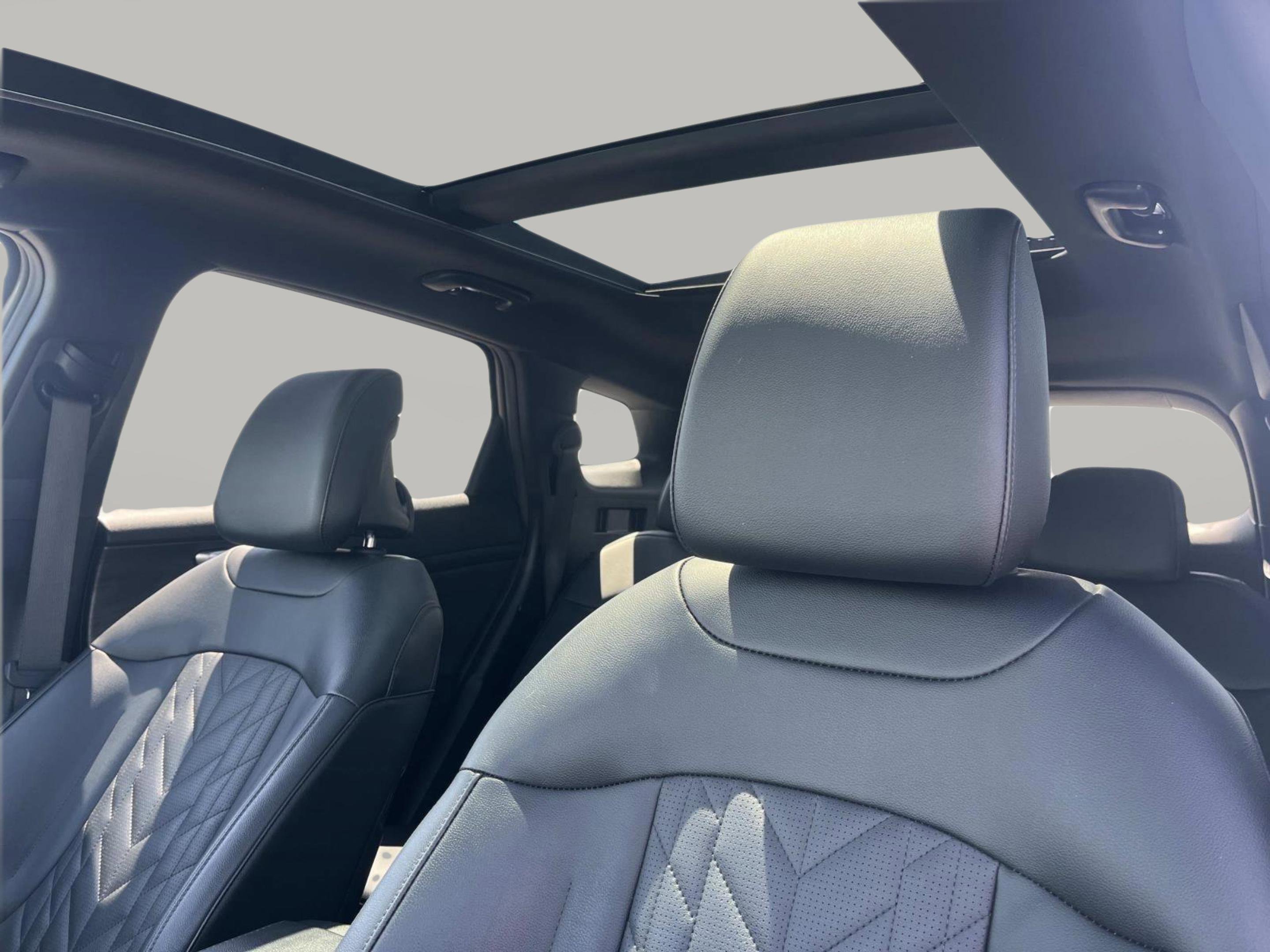 Used 2023 Kia Sportage X-Line w/ X-Line Premium Package image 30