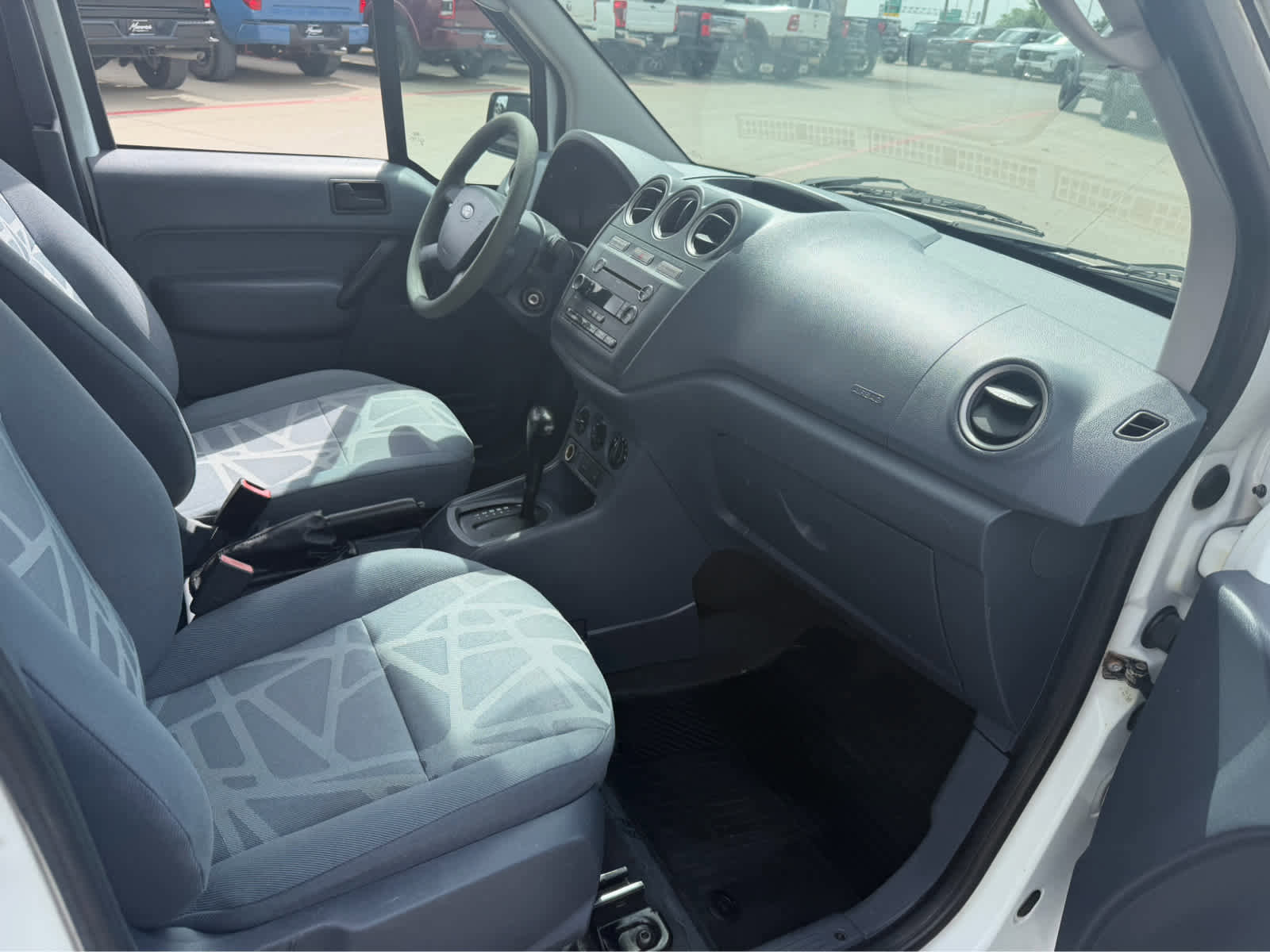 Used 2013 Ford Transit Connect XLT image 20