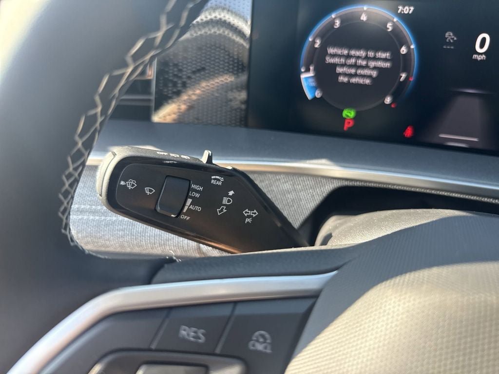 New 2025 Volkswagen Tiguan S AWD/4WD image 17