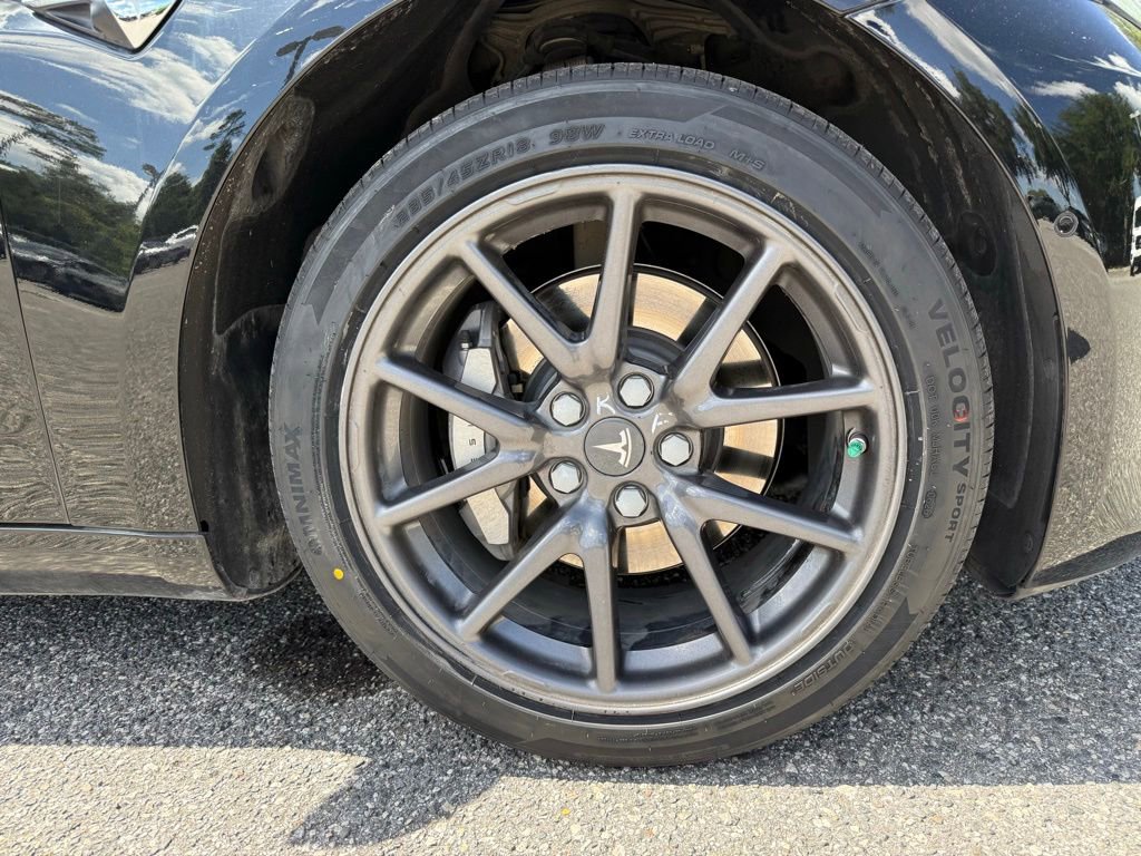 Used 2018 Tesla Model 3 Long Range RWD image 7