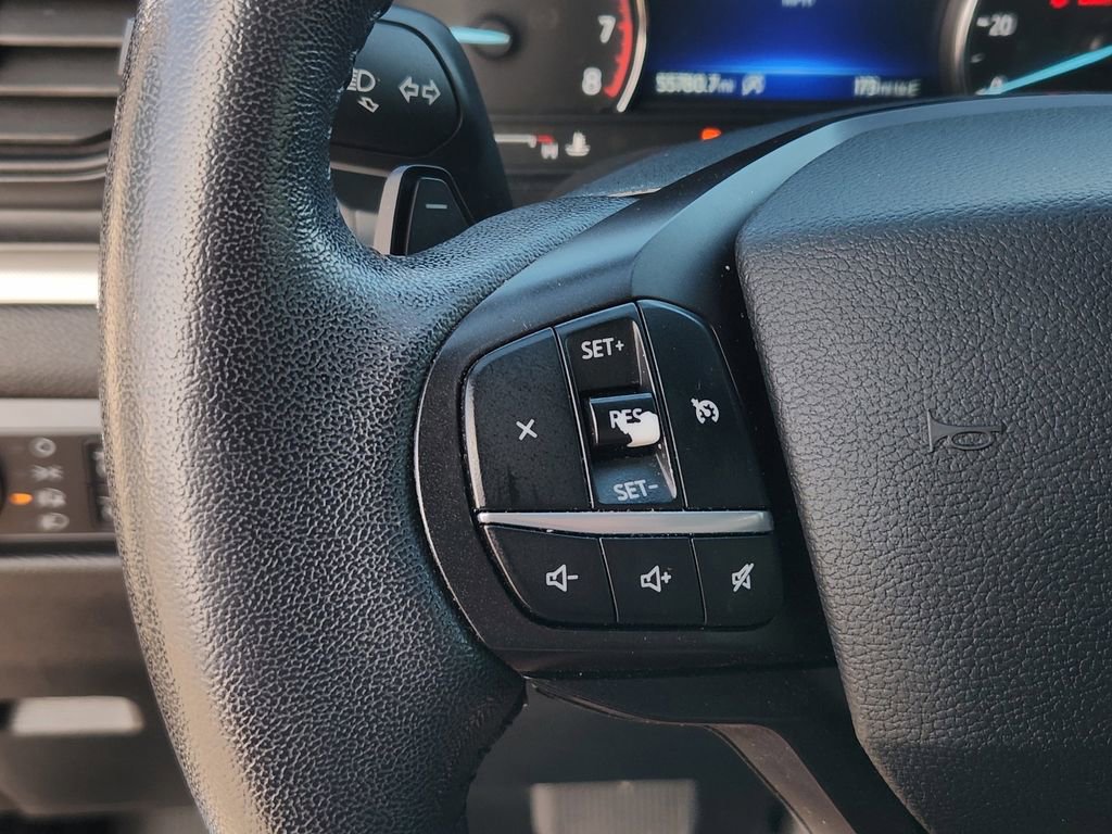 Used 2020 Ford Explorer XLT image 32