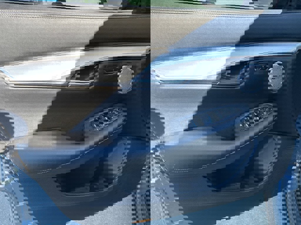 Used 2022 INFINITI QX50 Essential w/ Cargo Package image 14