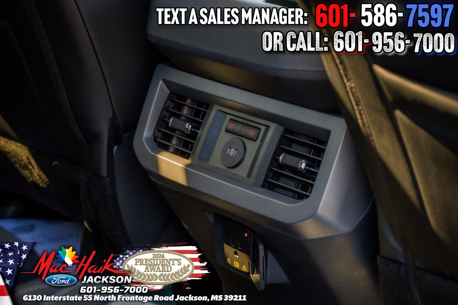 New 2026 Ford F250 Lariat w/ Black Appearance Package image 43