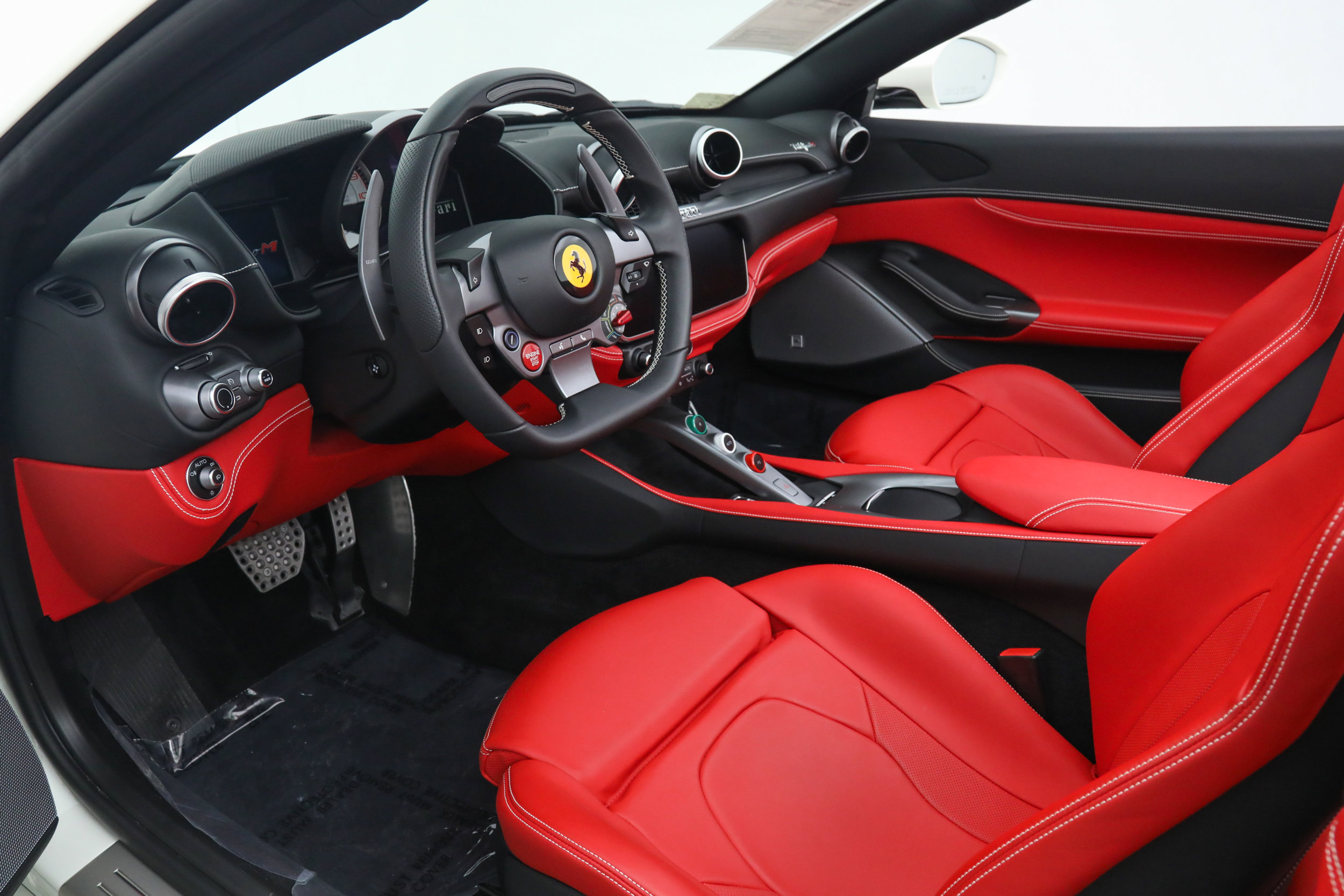Certified 2022 Ferrari Portofino M RWD image 2