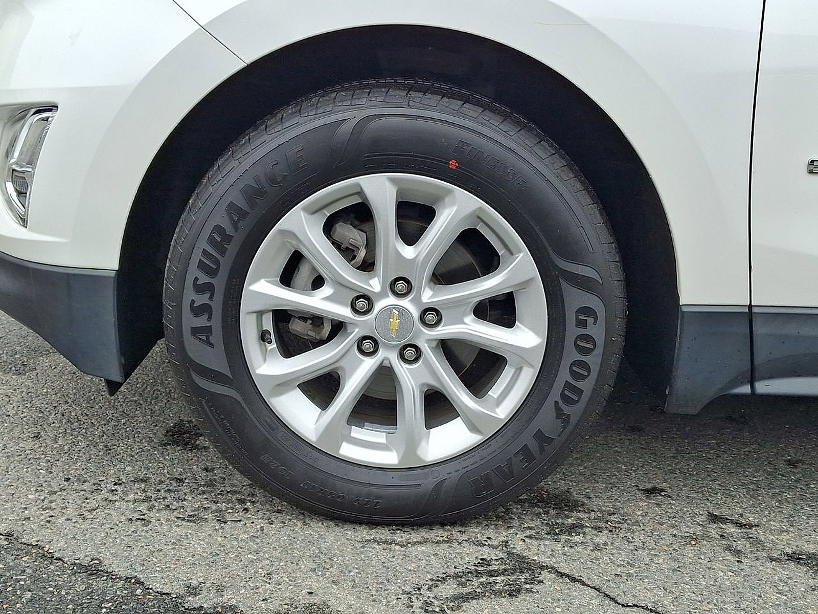 Used 2019 Chevrolet Equinox LT image 16