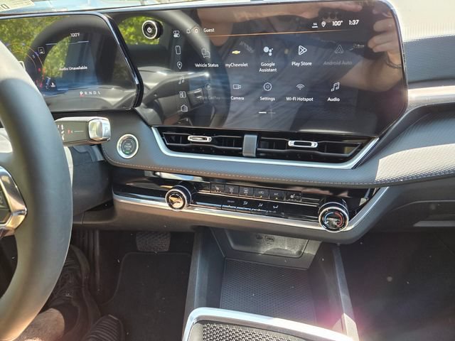 New 2026 Chevrolet Equinox LT w/ Safety and Technology Package AWD/4WD image 24