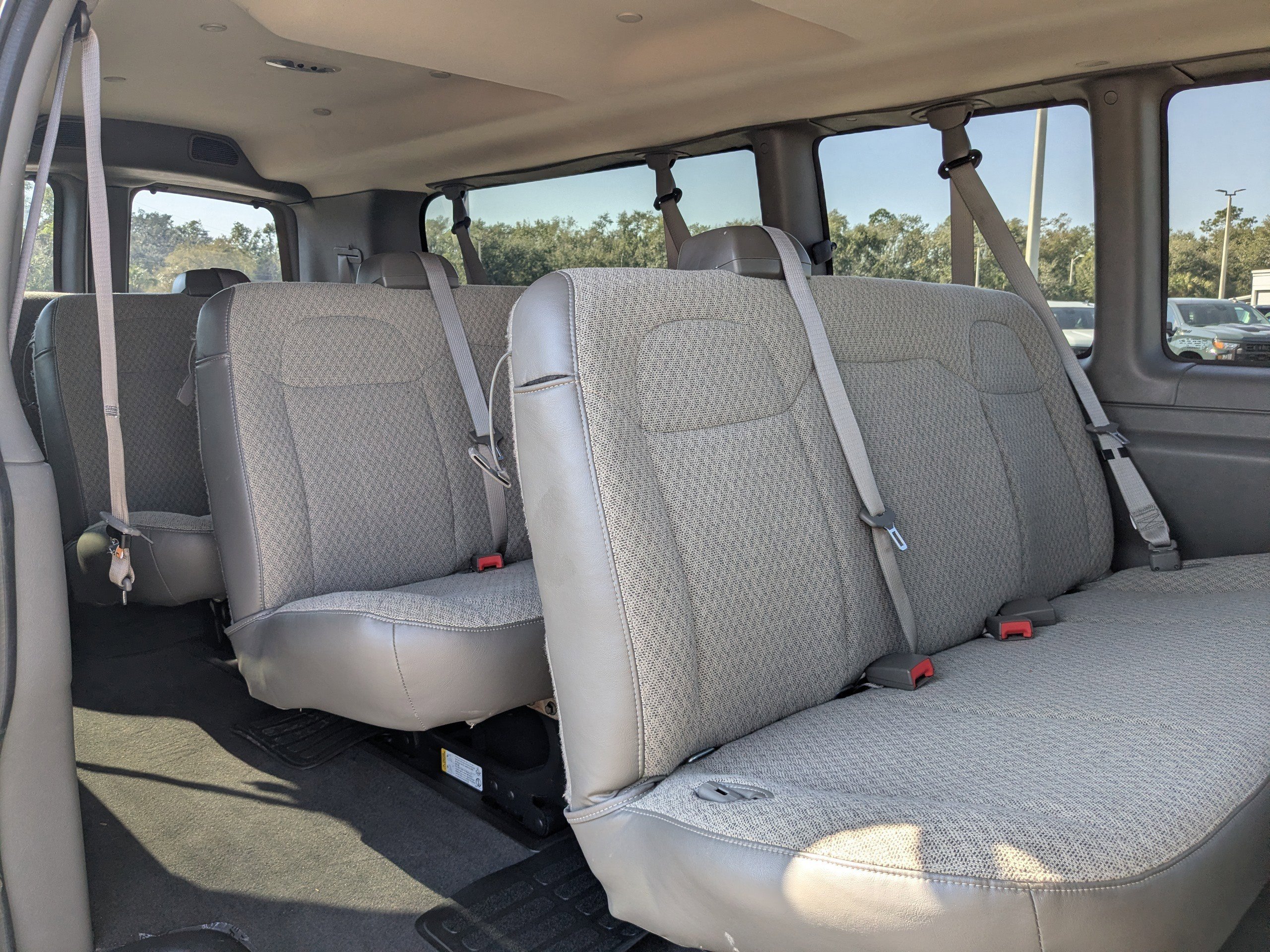 Used 2025 GMC Savana 3500 LT w/ LT Preferred Equipment Group image 14