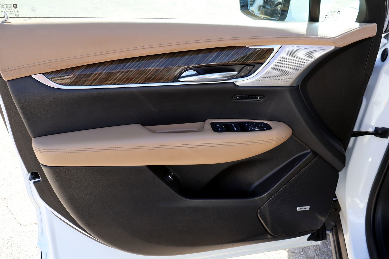 Used 2022 Cadillac XT6 Premium Luxury w/ Platinum Package image 19