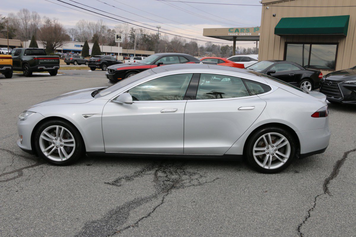 Used 2013 Tesla Model S BASE image 2