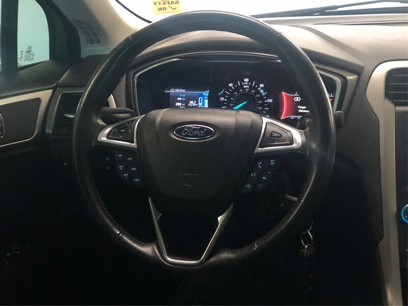 Used 2014 Ford Fusion Energi SE FWD image 15