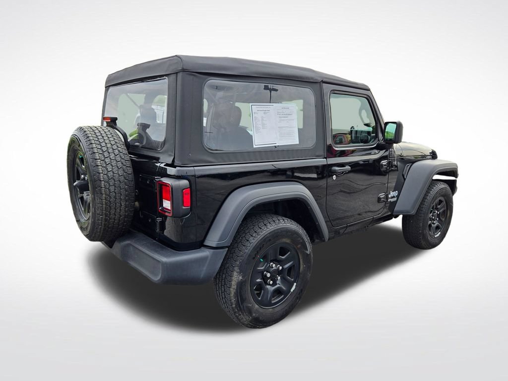 Used 2019 Jeep Wrangler Sport AWD/4WD image 3
